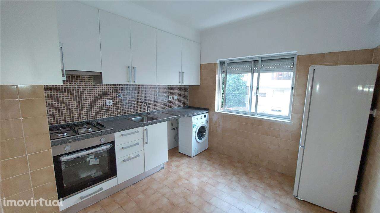Apartamento em Sintra, Rio de Mouro - Grande imagem: 2/8