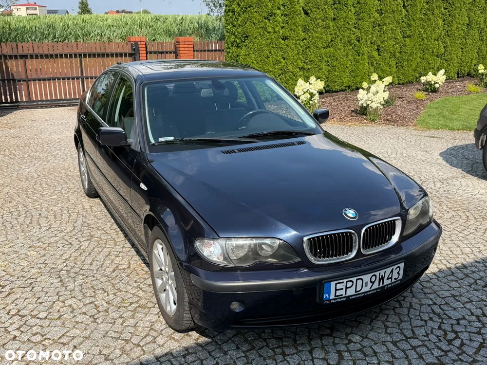 BMW Seria 3 318i - 1