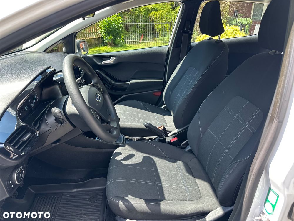 Ford Fiesta - 8