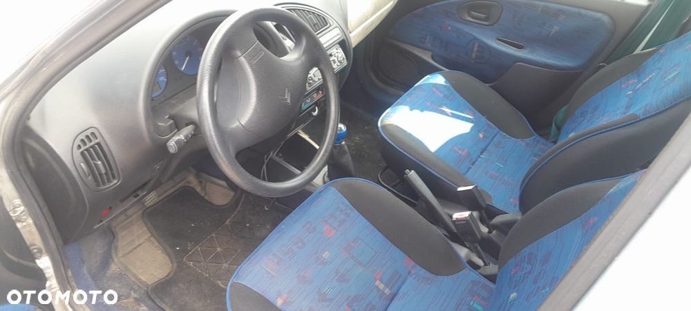 Citroën Saxo - 5