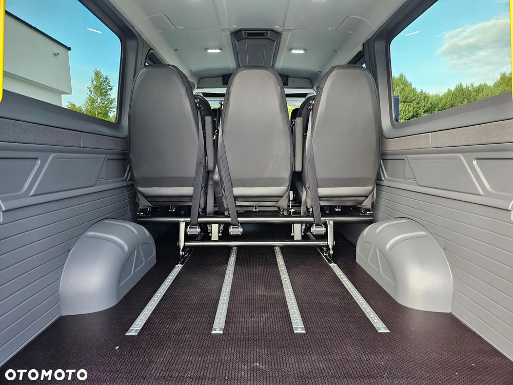 Volkswagen Crafter - 29