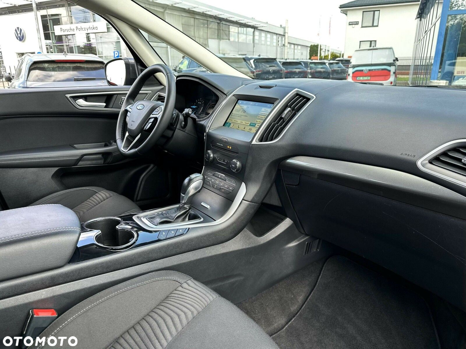 Ford S-Max - 9