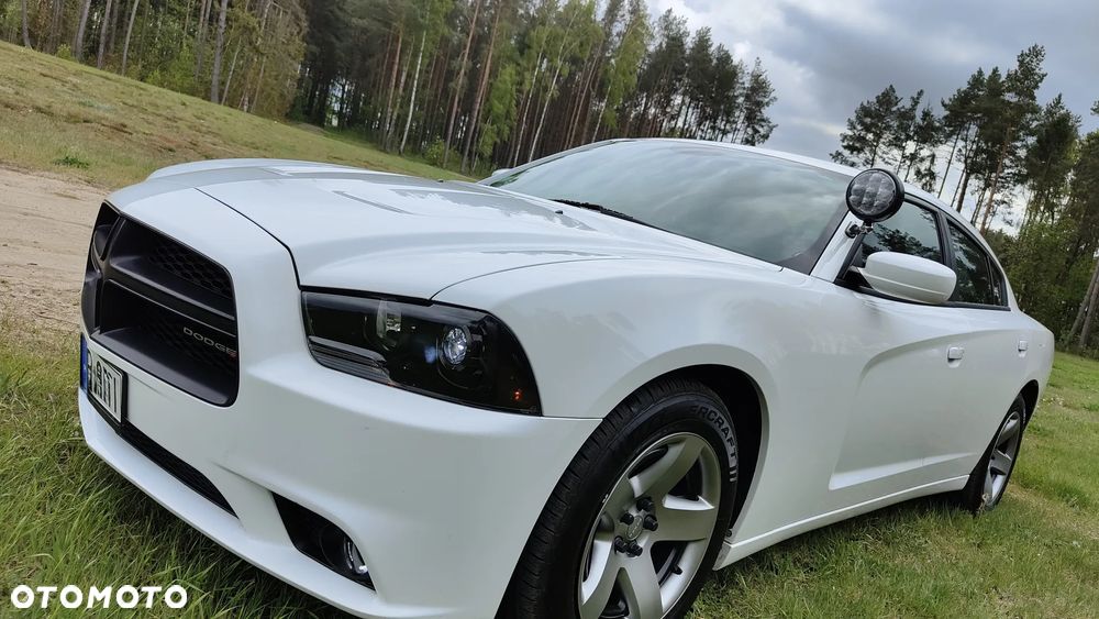 Dodge Charger - 8