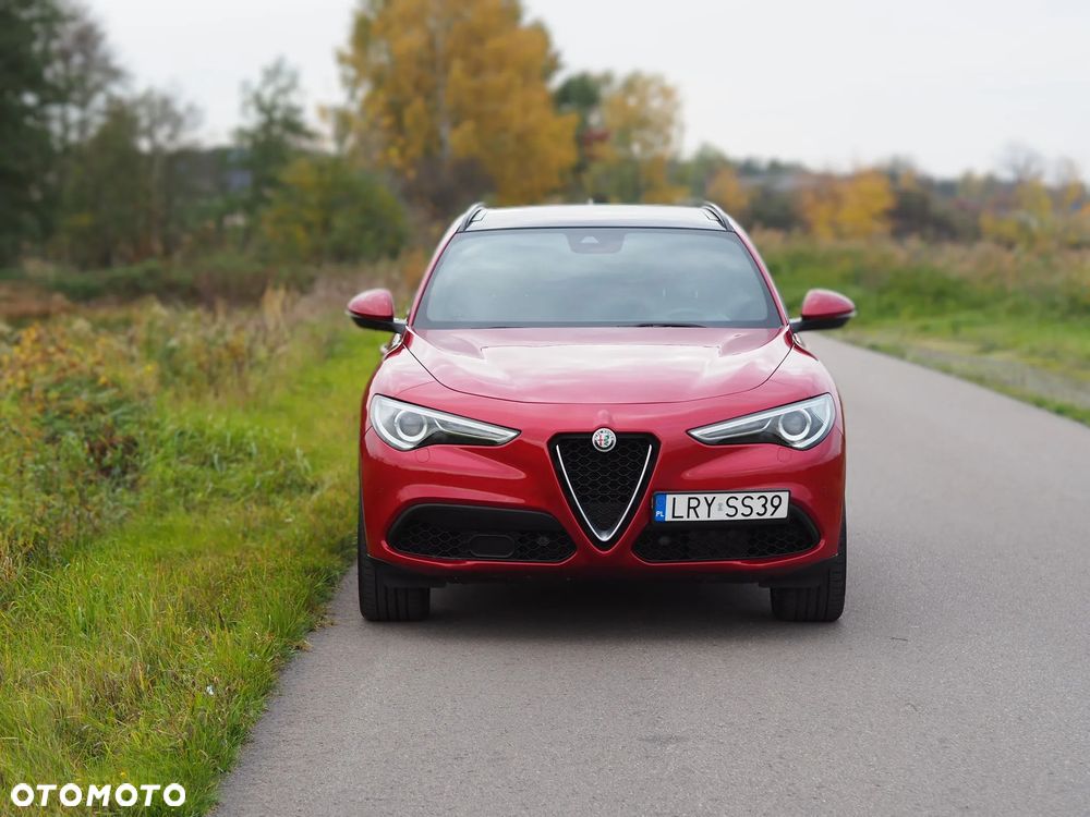 Alfa Romeo Stelvio 2.0 Turbo 16V AT8-Q4 Ti - 27