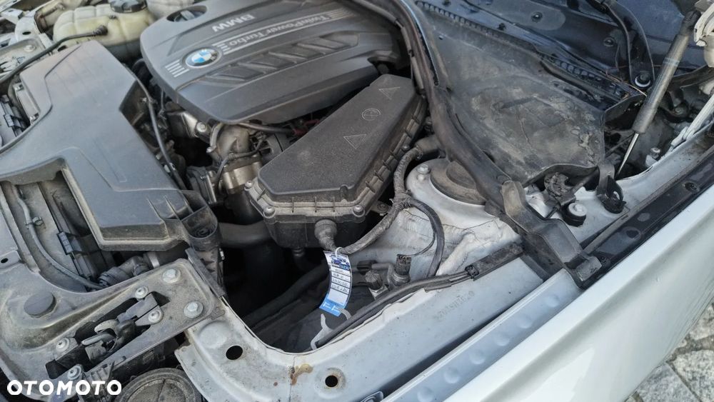 BMW Seria 3 ver-318d - 24