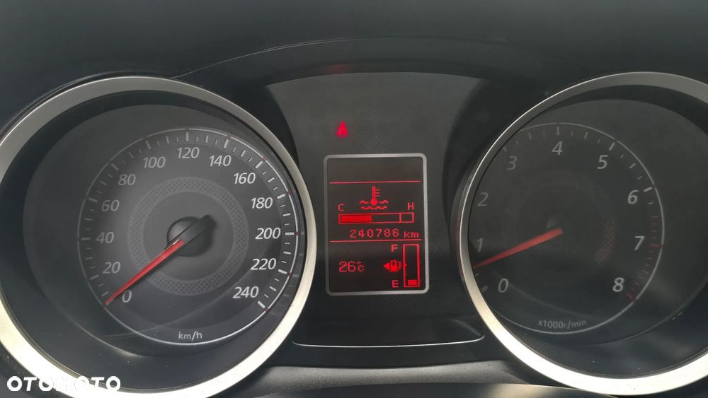Mitsubishi Lancer 1.8 Intense - 14