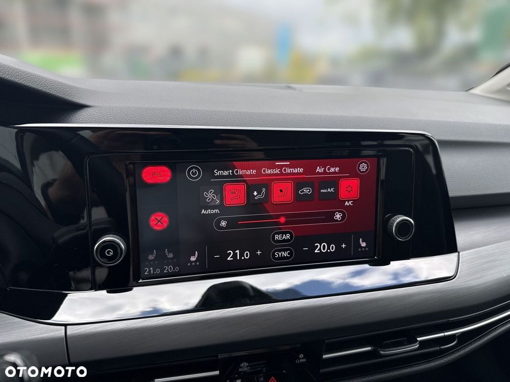 Volkswagen Golf - 23