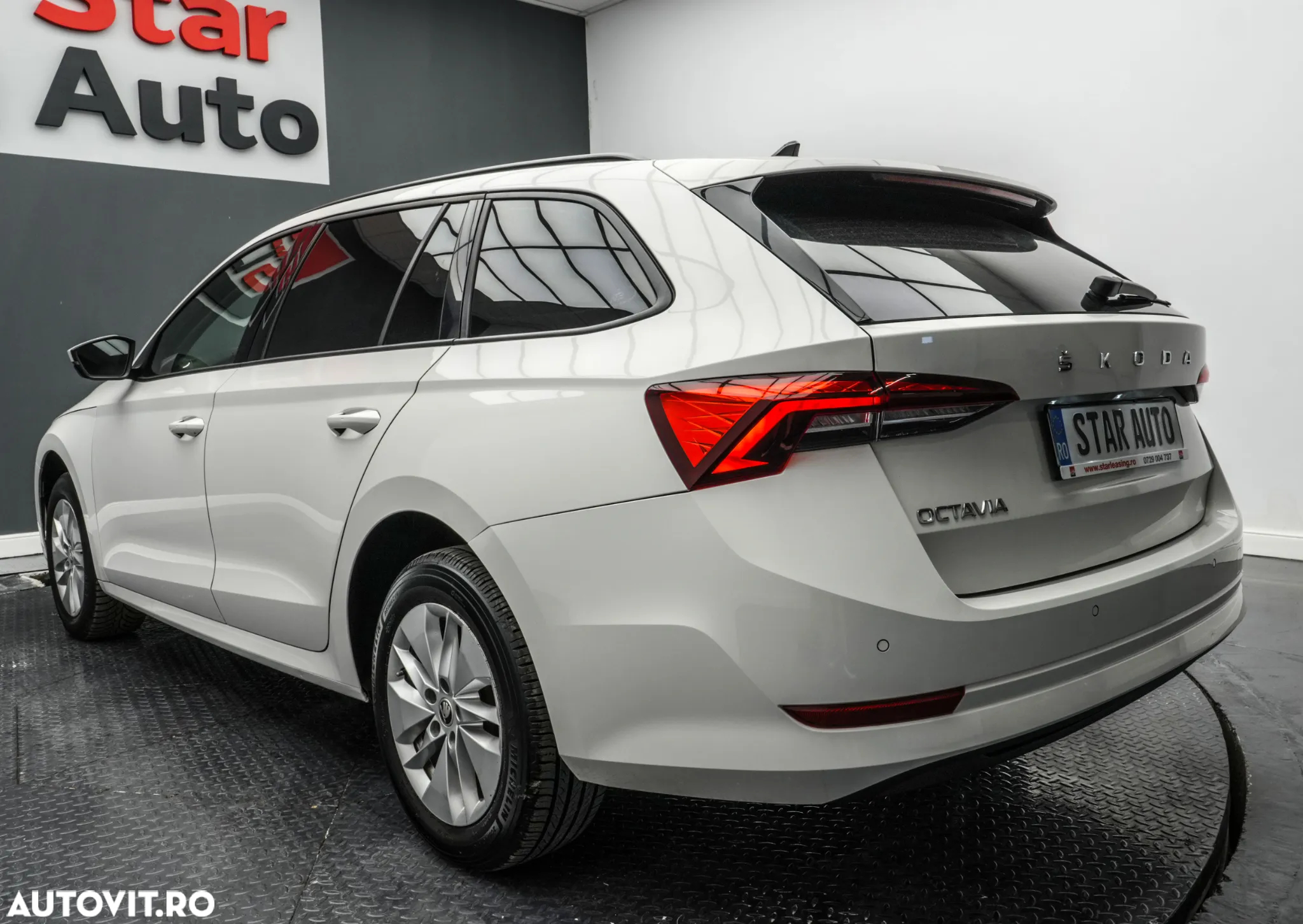 Skoda Octavia Combi 2.0 TDI Style - 4