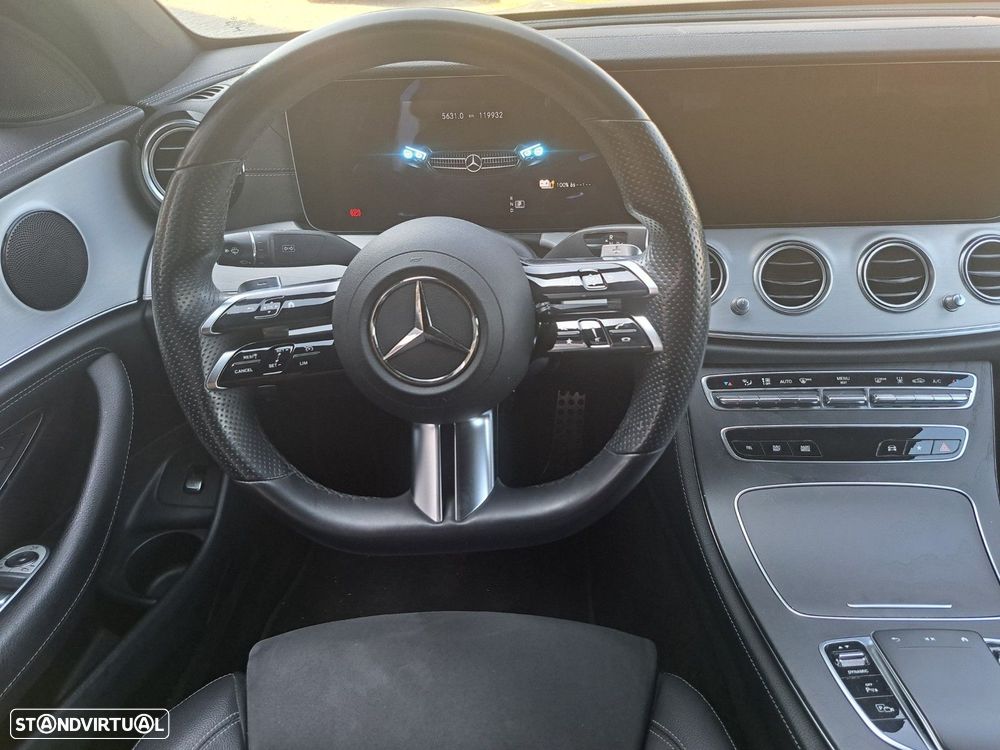Mercedes-Benz E 300 de AMG Line - 3
