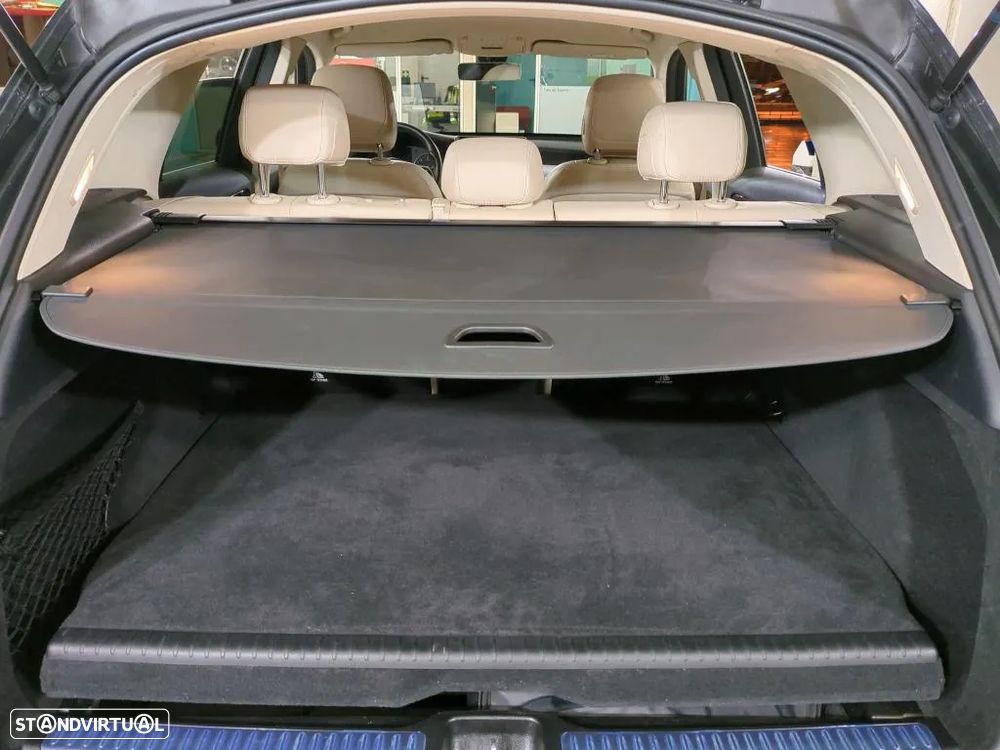 Mercedes-Benz GLC 300 de 4Matic - 12