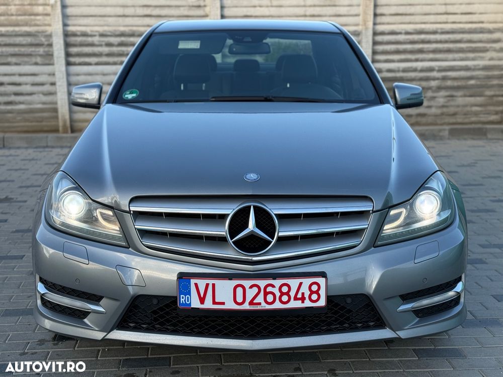 Mercedes-Benz C - 3