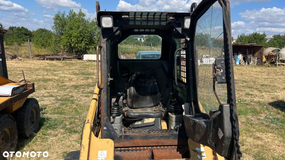 Caterpillar 226 4X4 - 10