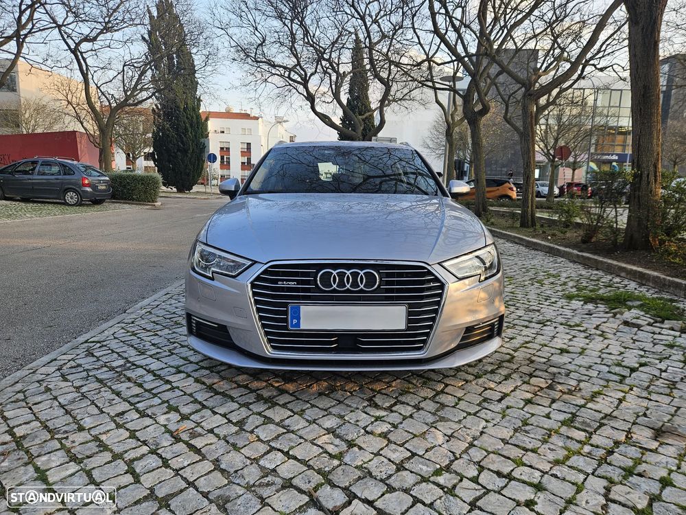 Audi A3 Sportback - 1