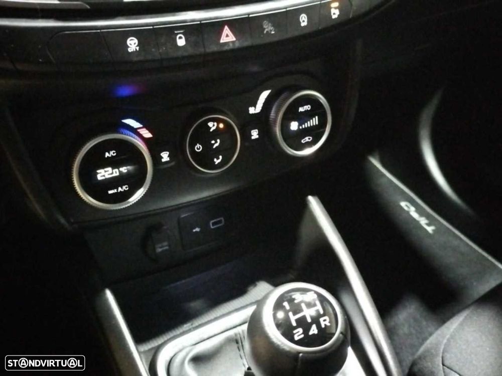 Fiat Tipo Station Wagon Cross 1.0 GSE T3 Cross - 13