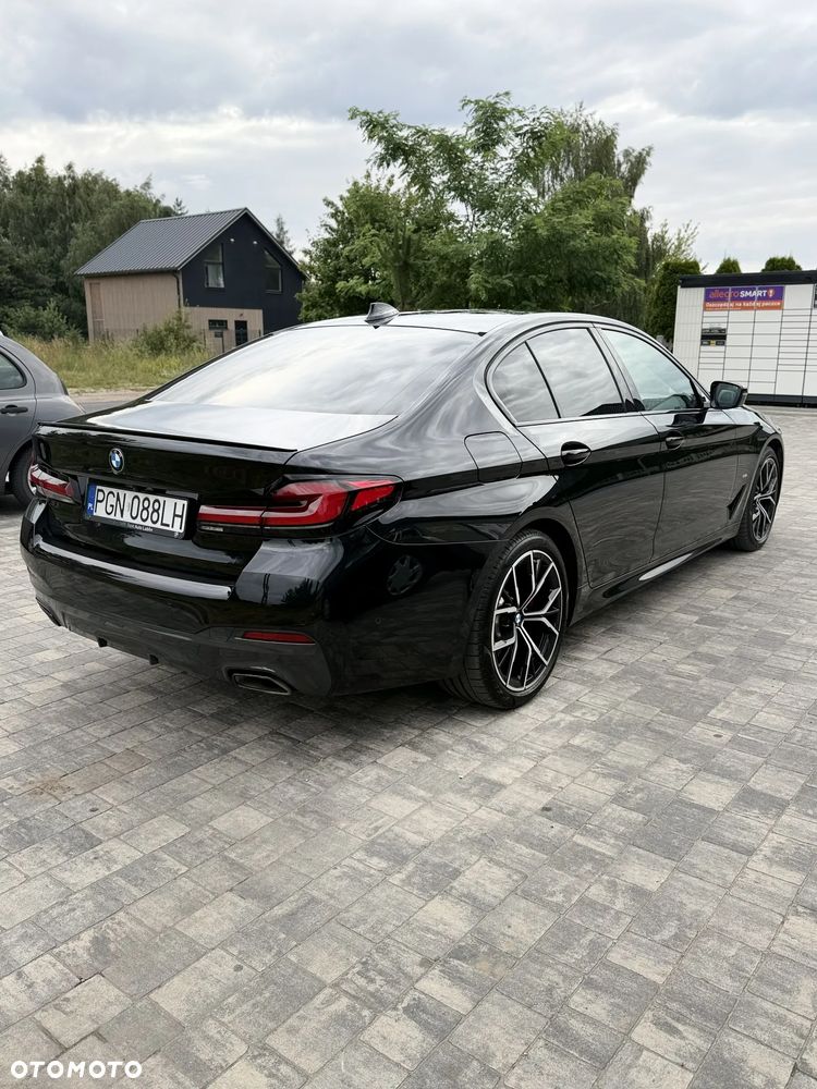 BMW Seria 5 520d xDrive mHEV M Sport sport - 7