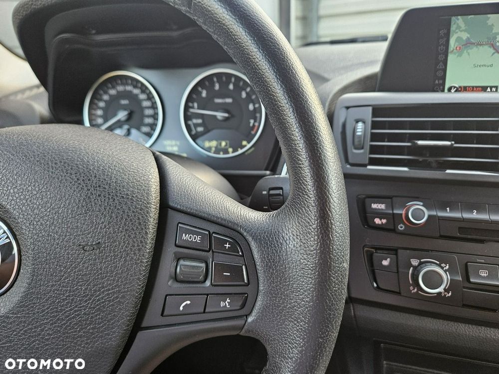 BMW Seria 1 116i Sport Line - 37