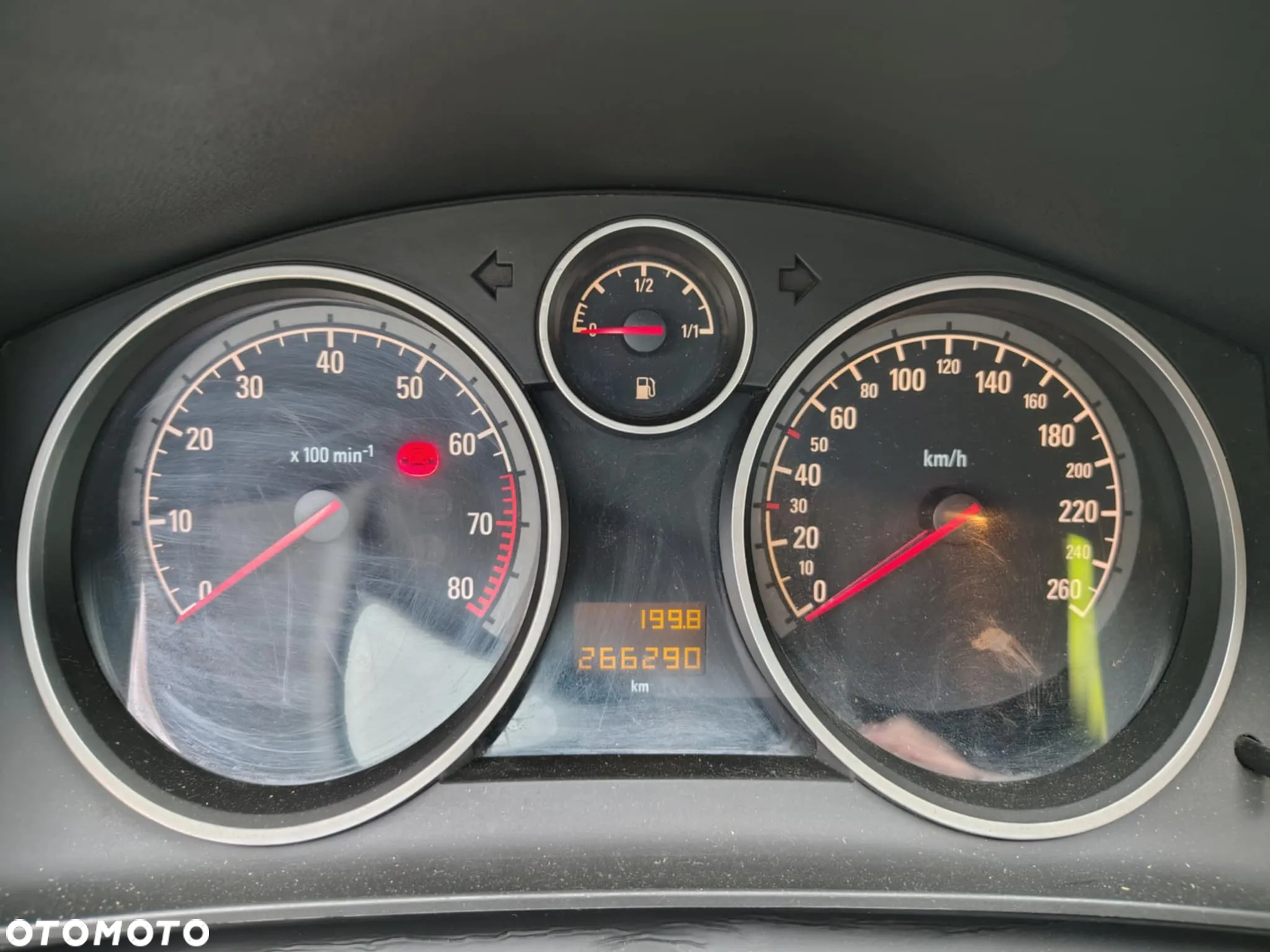 Opel Astra III 1.8 Cosmo - 27