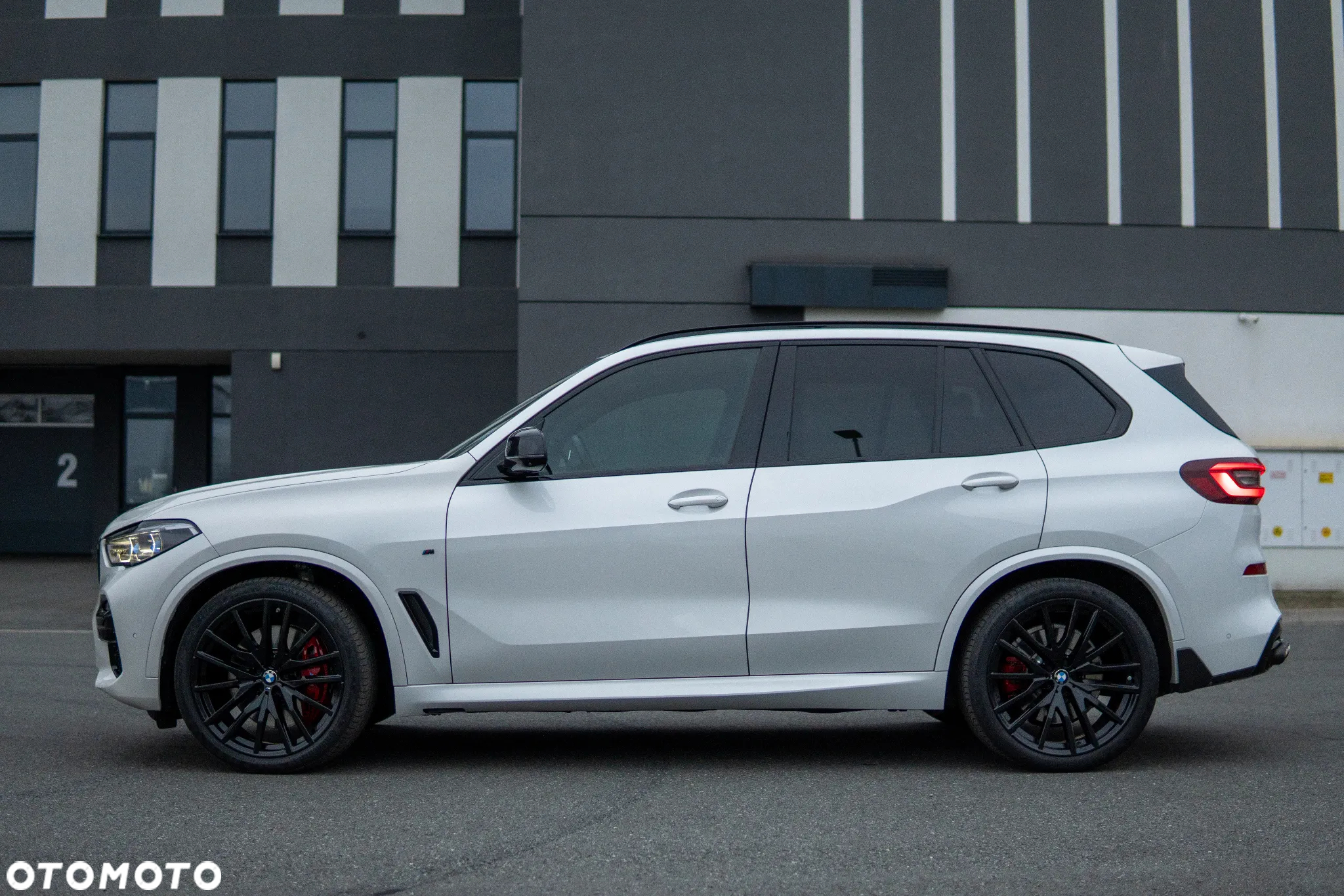 BMW X5 M M50i - 14