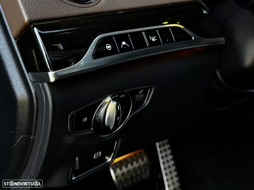 Mercedes-Benz S 400 d 4-Matic - 27
