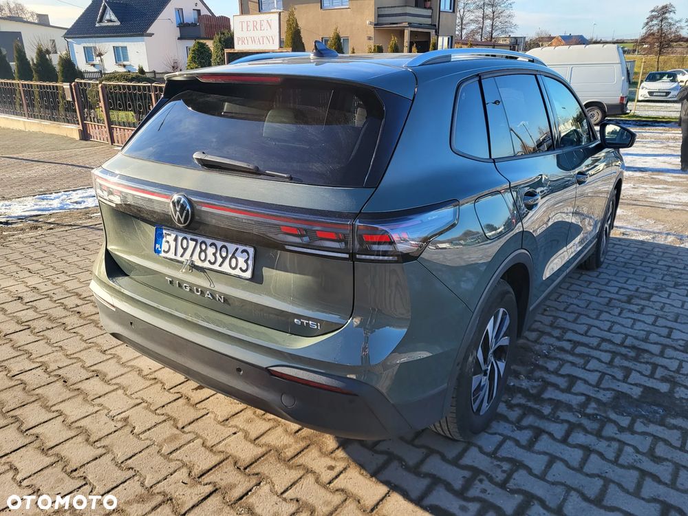 Volkswagen Tiguan - 15