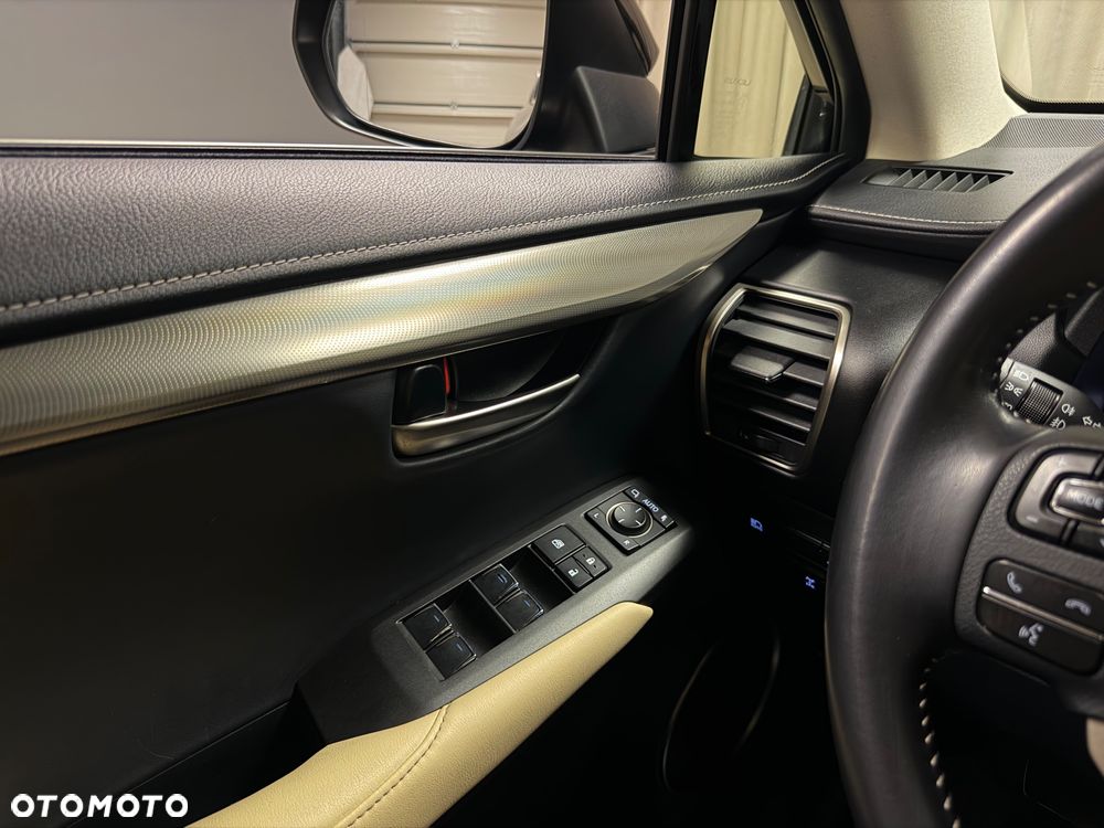 Lexus NX 300 Comfort AWD - 27