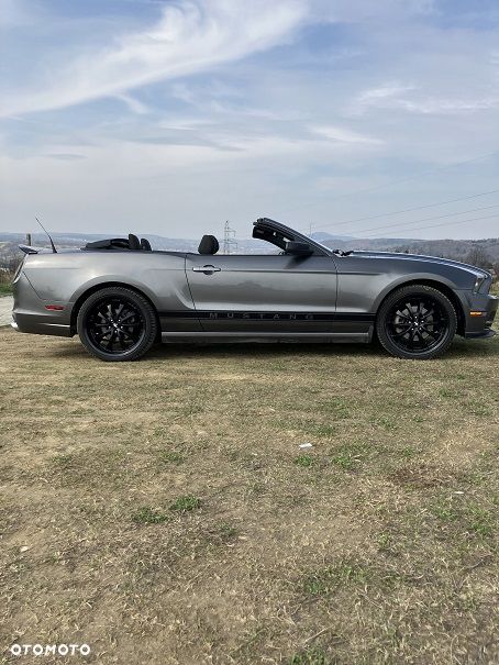 Ford Mustang 3.7 V6 - 1