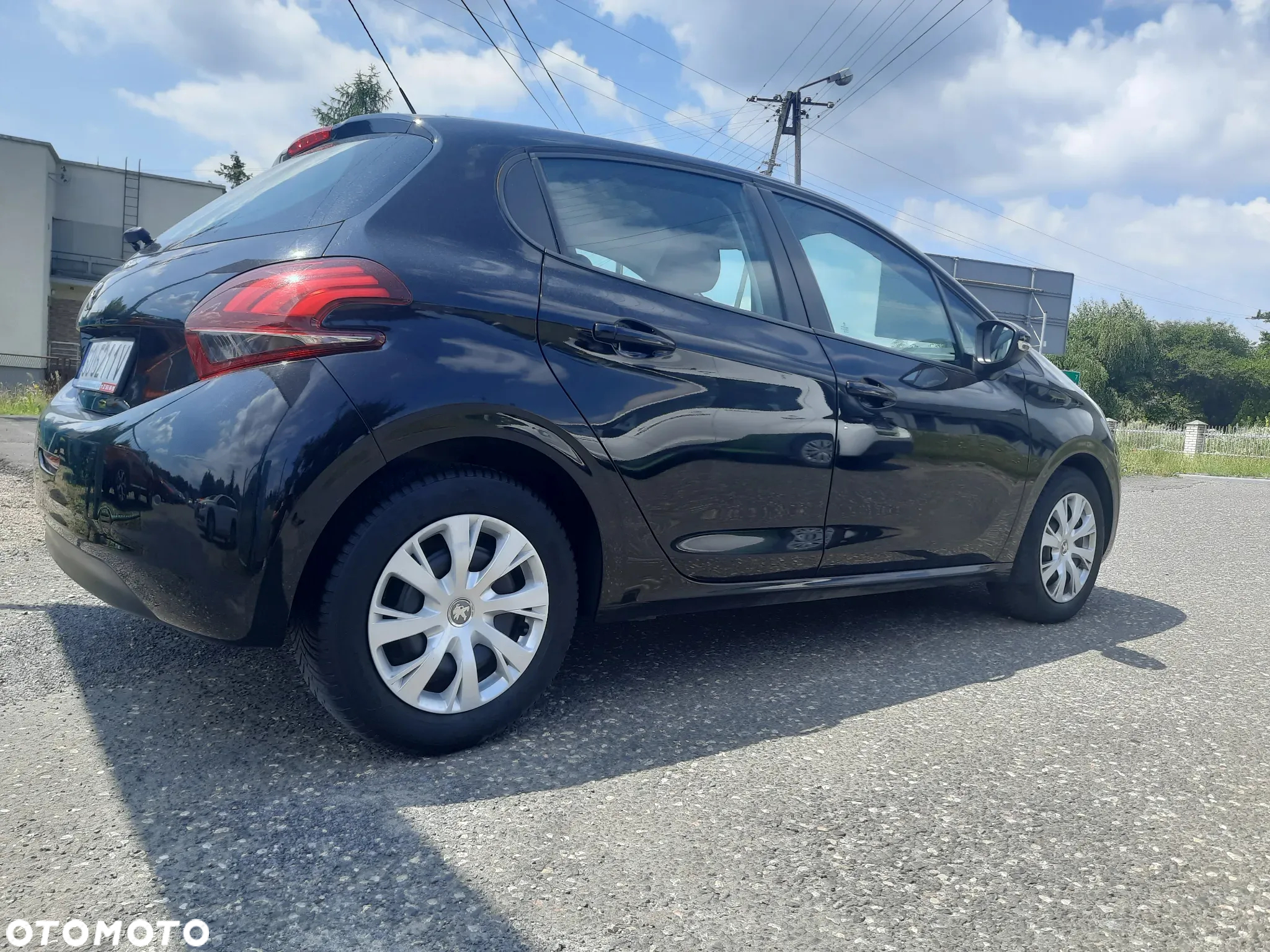 Peugeot 208 1.2 PureTech GPF Signature S&S - 7