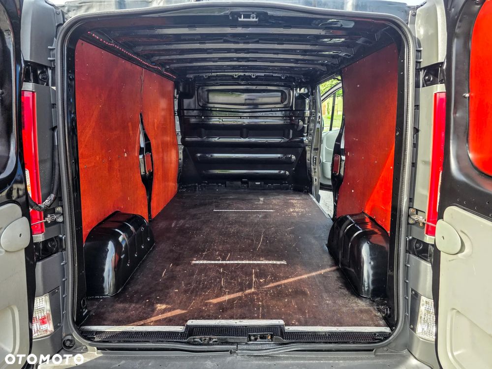 Opel Vivaro - 15