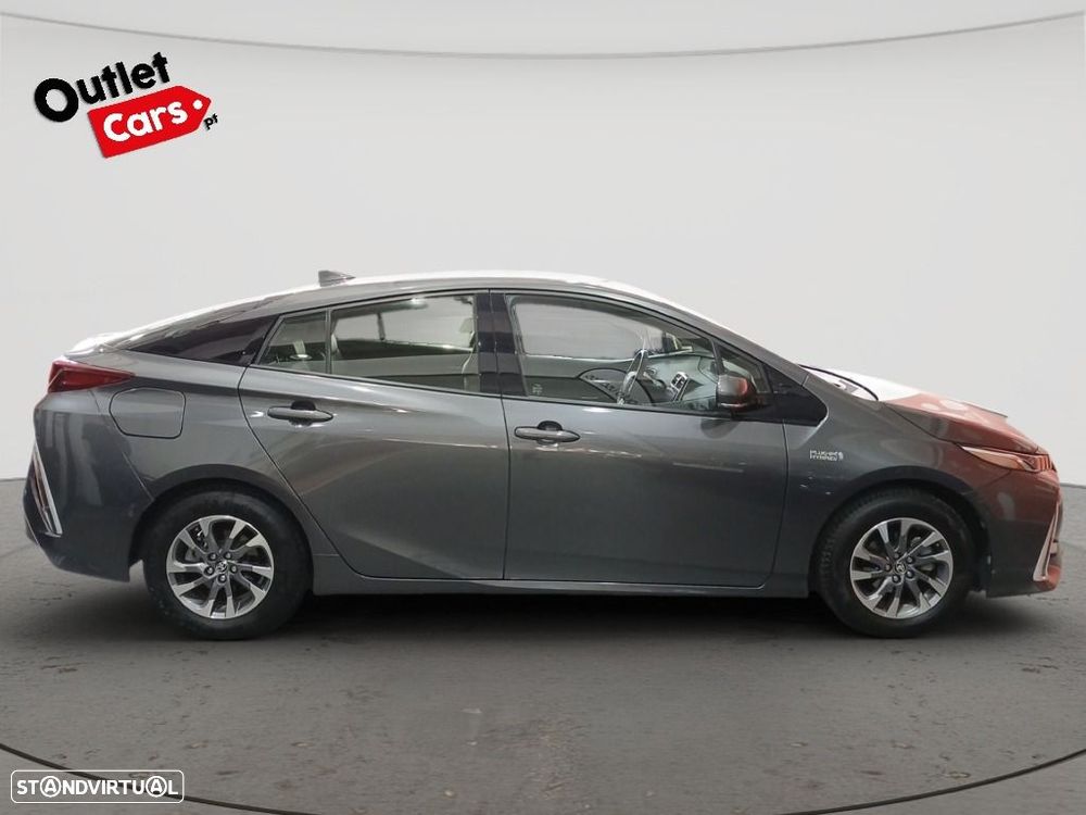 Toyota Prius - 9