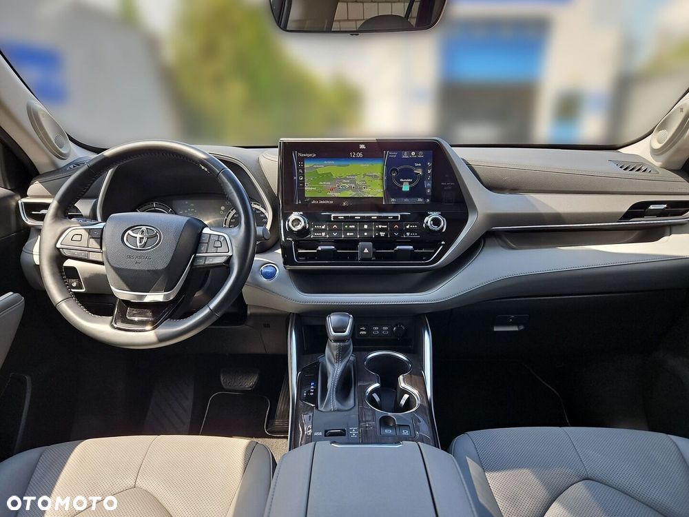 Toyota Highlander - 10