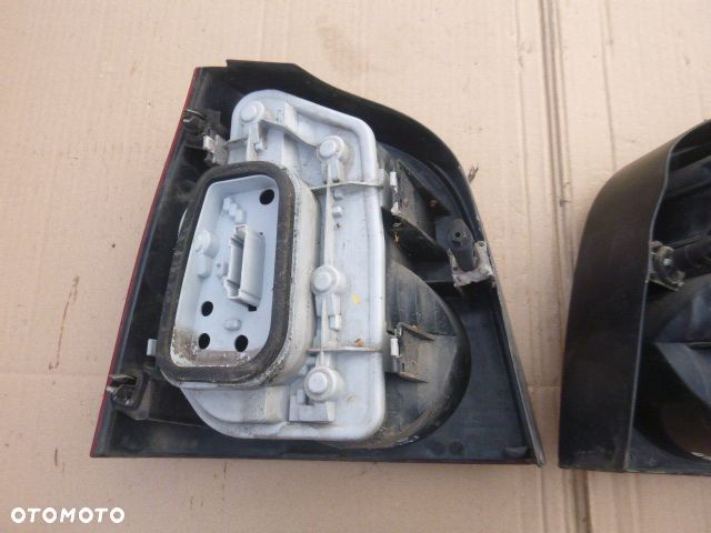 LAMPA LEWY TYŁ PRAWY TYŁ KOMPLET VOLKSWAGEN POLO 9N 01-05 - 8