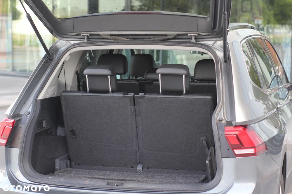 Volkswagen Tiguan Allspace 2.0 TSI 4Motion DSG Comfortline - 23