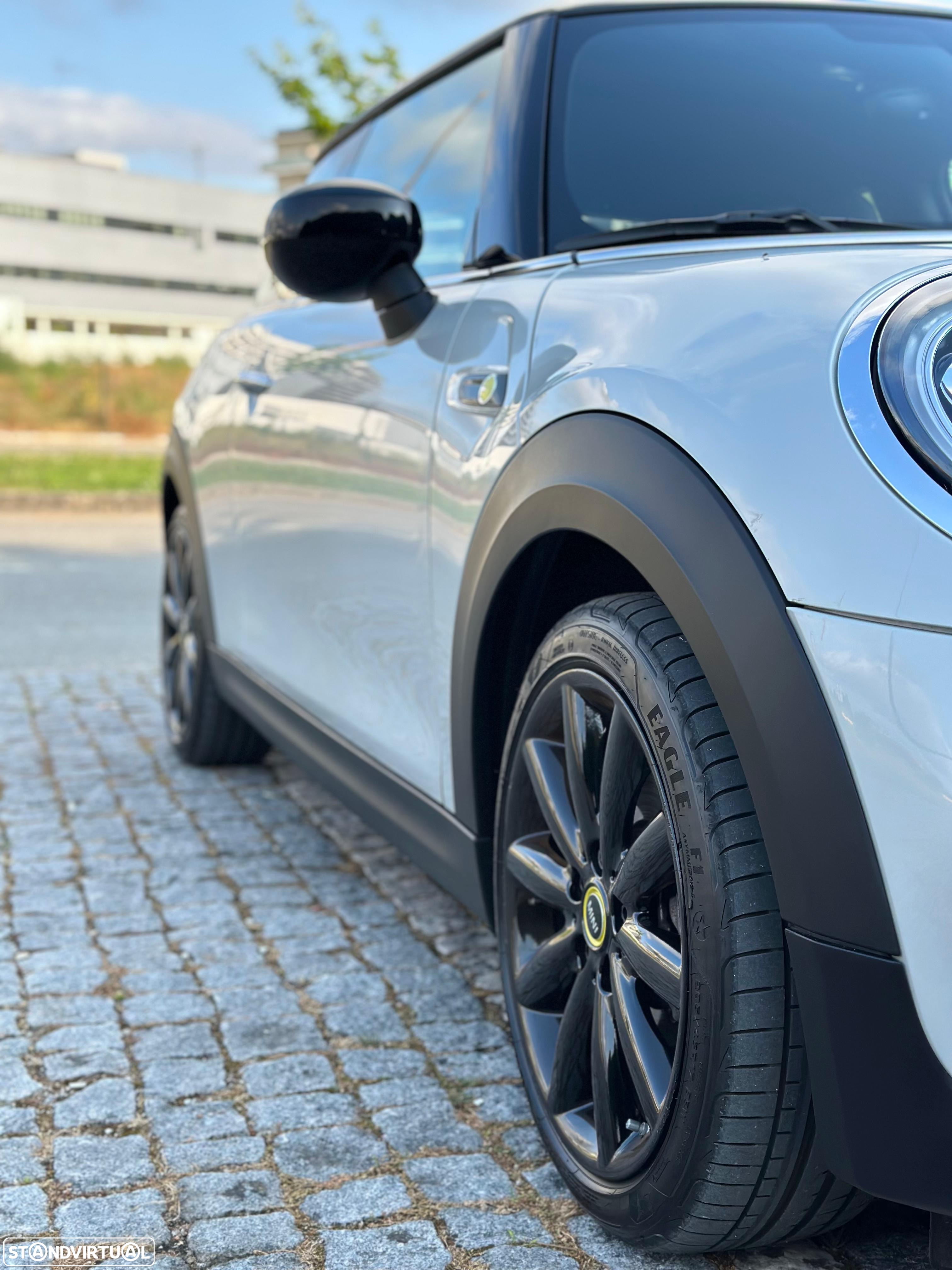 MINI 3 Portas Cooper SE - 26