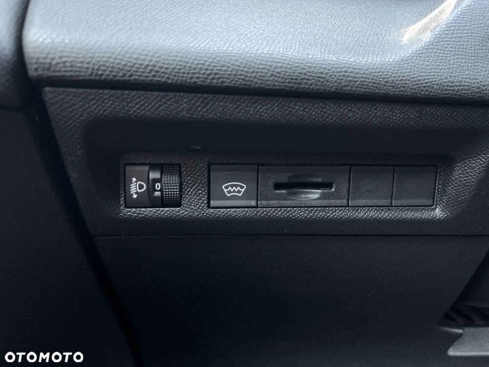Peugeot 408 1.2 PureTech Allure Pack S&S EAT8 - 19