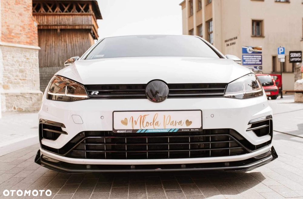 Volkswagen Golf - 2