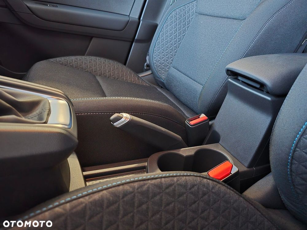 Renault Captur - 22