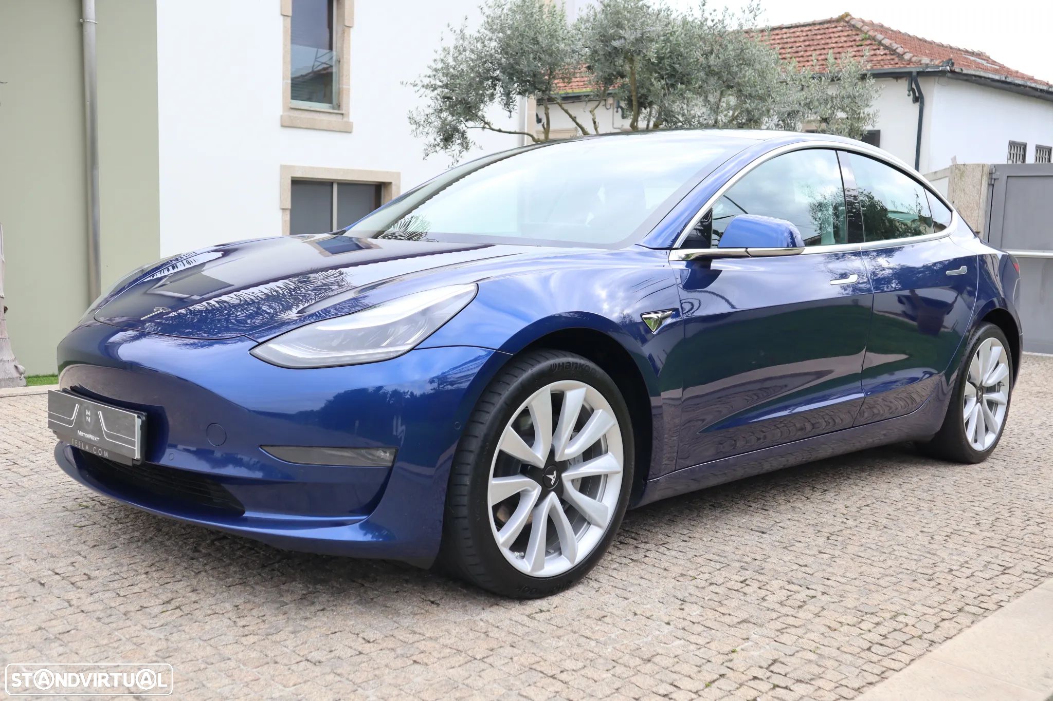 Tesla Model 3 Long-Range RWD - 1
