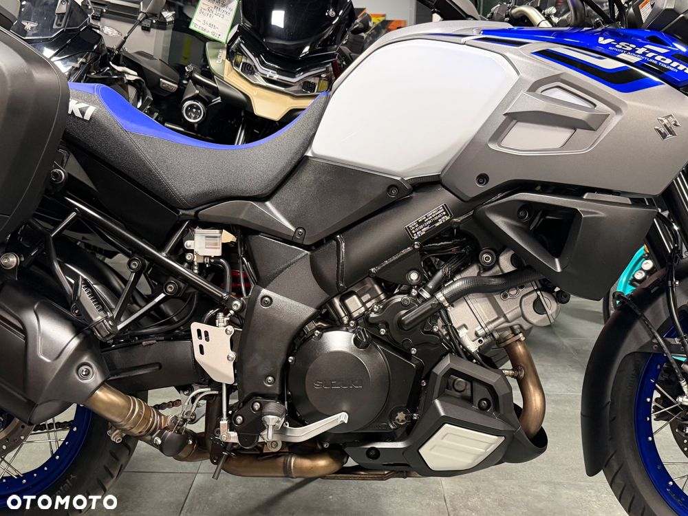 Suzuki V-STROM - 7