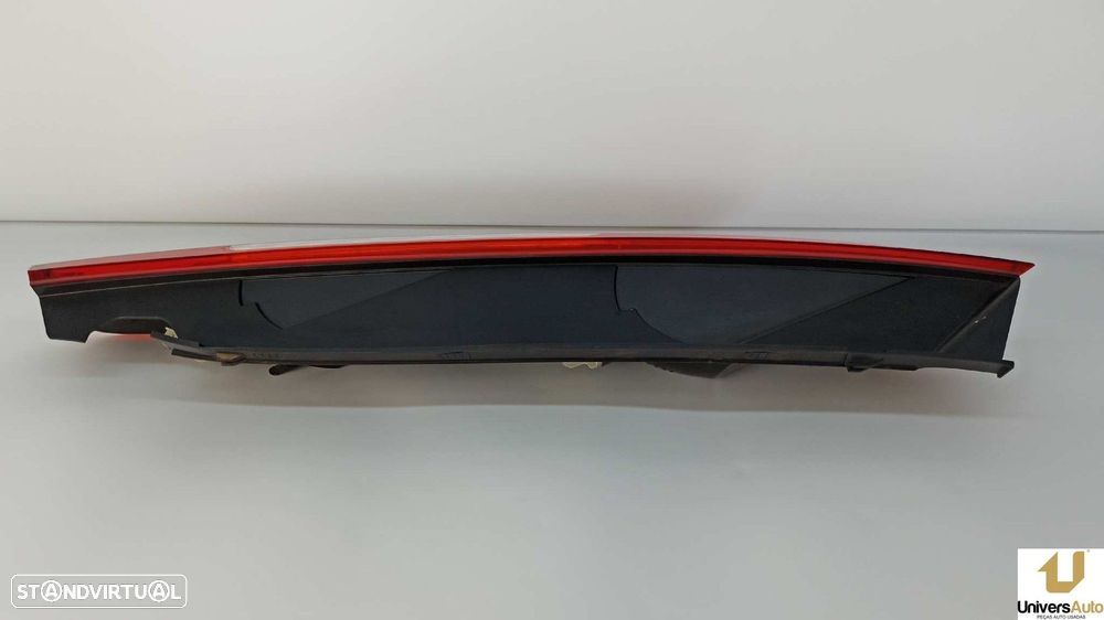 FAROLIM TRASEIRO DIREITO FORD FOCUS BERLINA (CAP) GHIA - 6