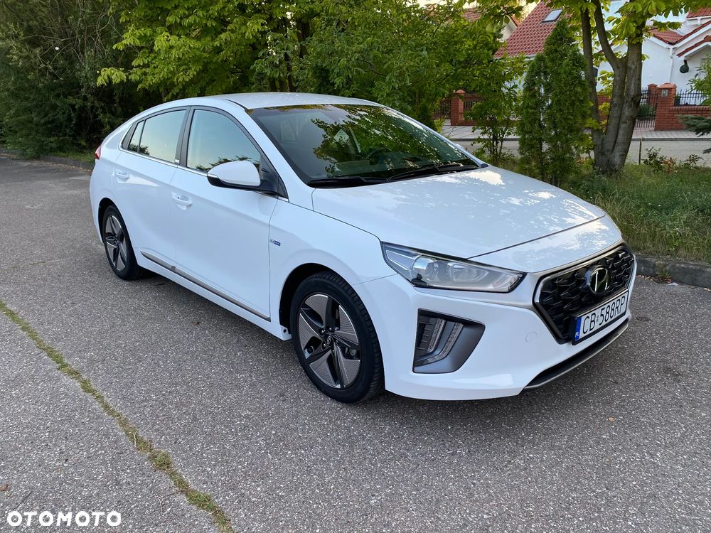 Hyundai IONIQ - 18