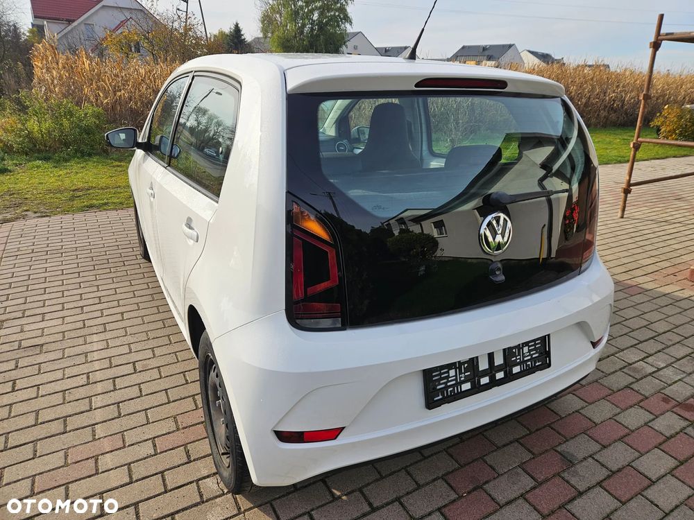 Volkswagen up! - 4