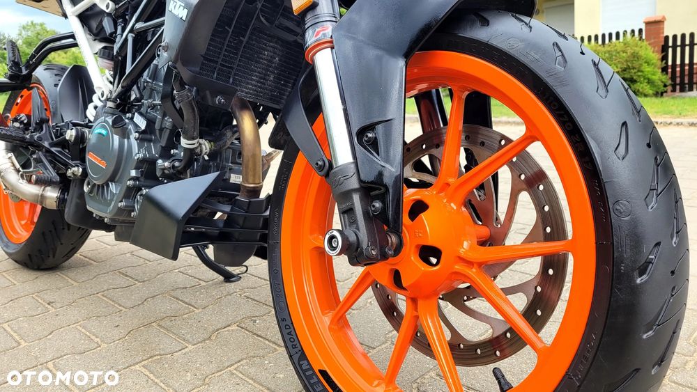 KTM Duke 125 - 8