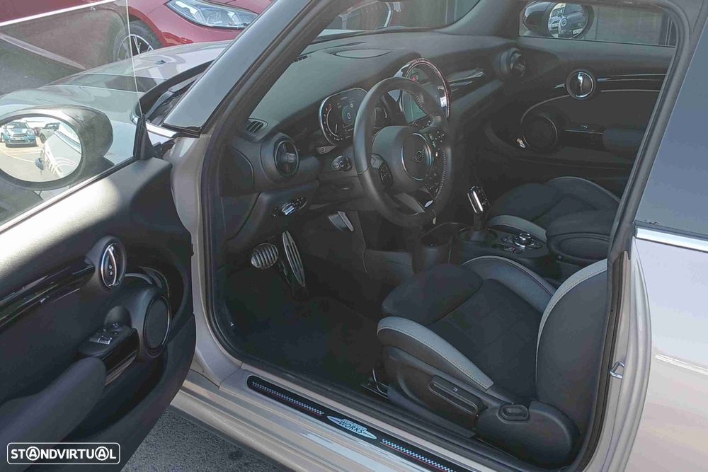 MINI 3 Portas John Cooper Works - 11