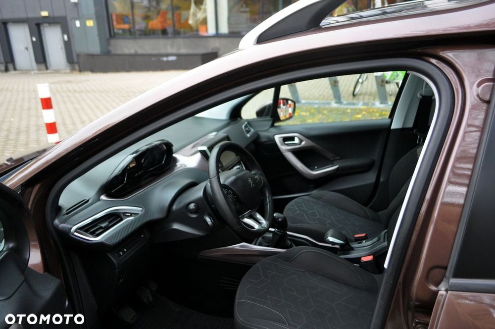 Peugeot 2008 - 5