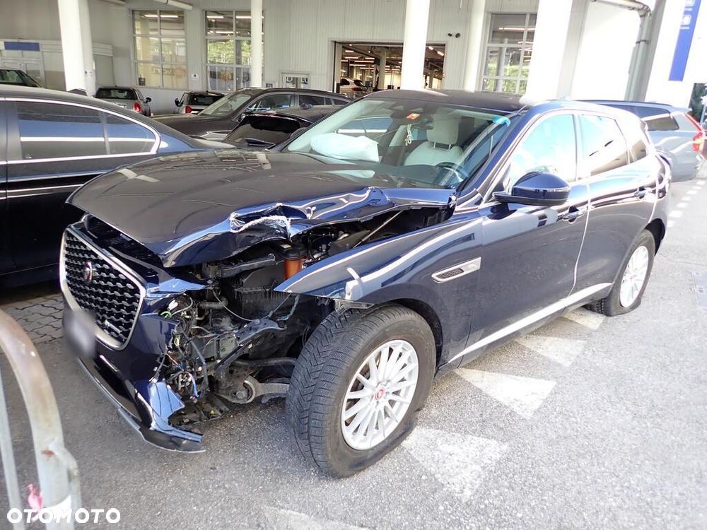 Jaguar F-Pace D200 AWD R-Dynamic S - 2