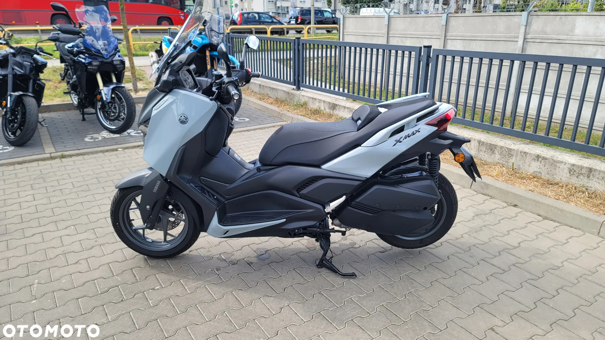 Yamaha X-max - 10