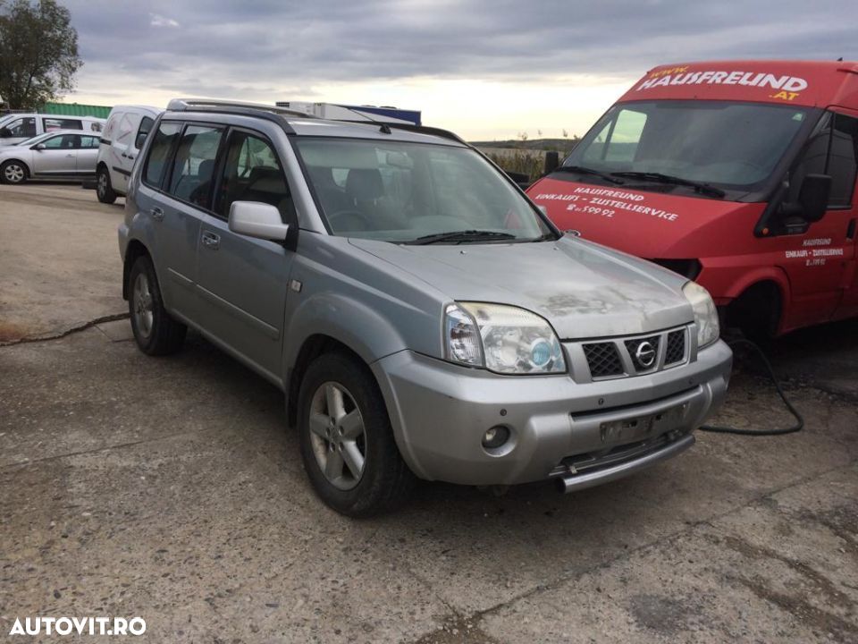 Dezmembrez piese Nissan X Trail - 1