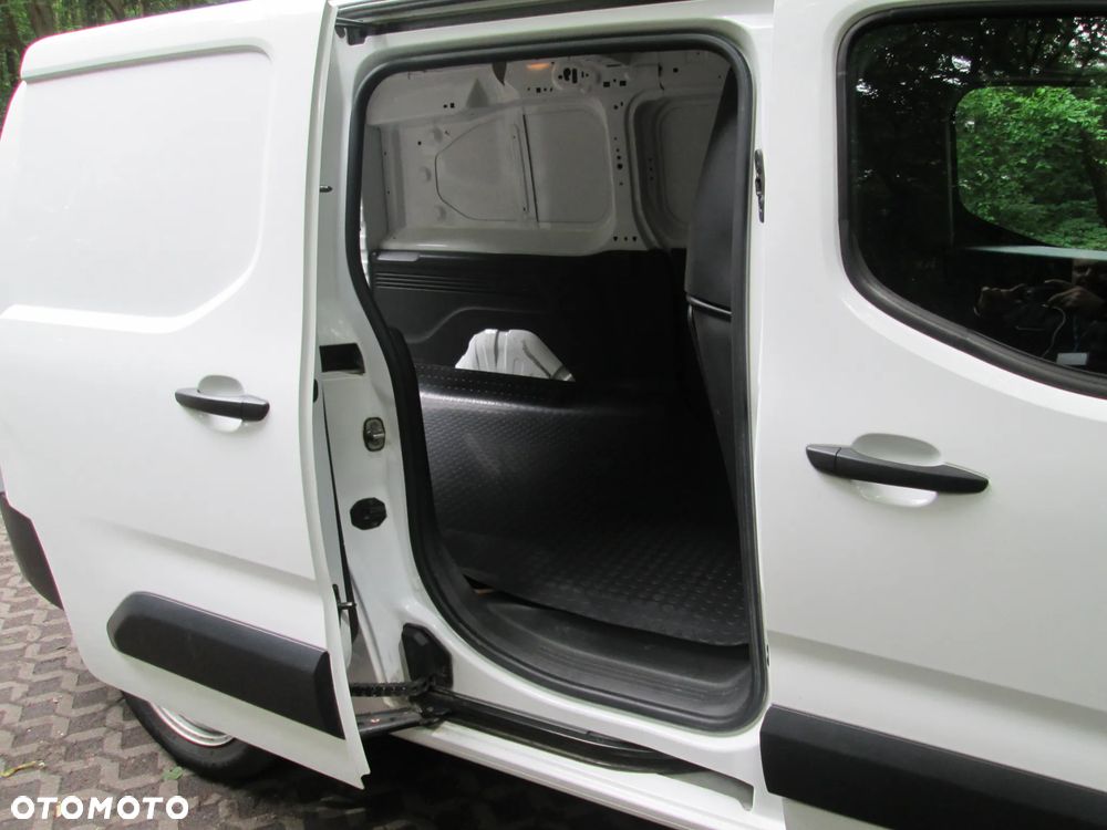Opel Combo - 25