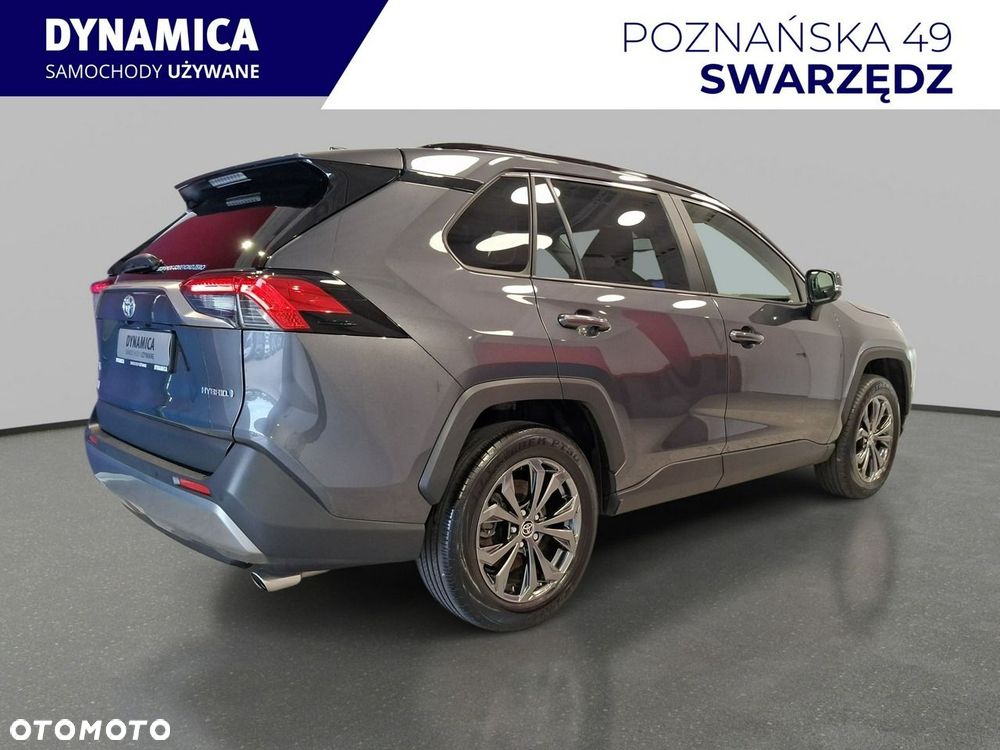Toyota RAV4 - 8