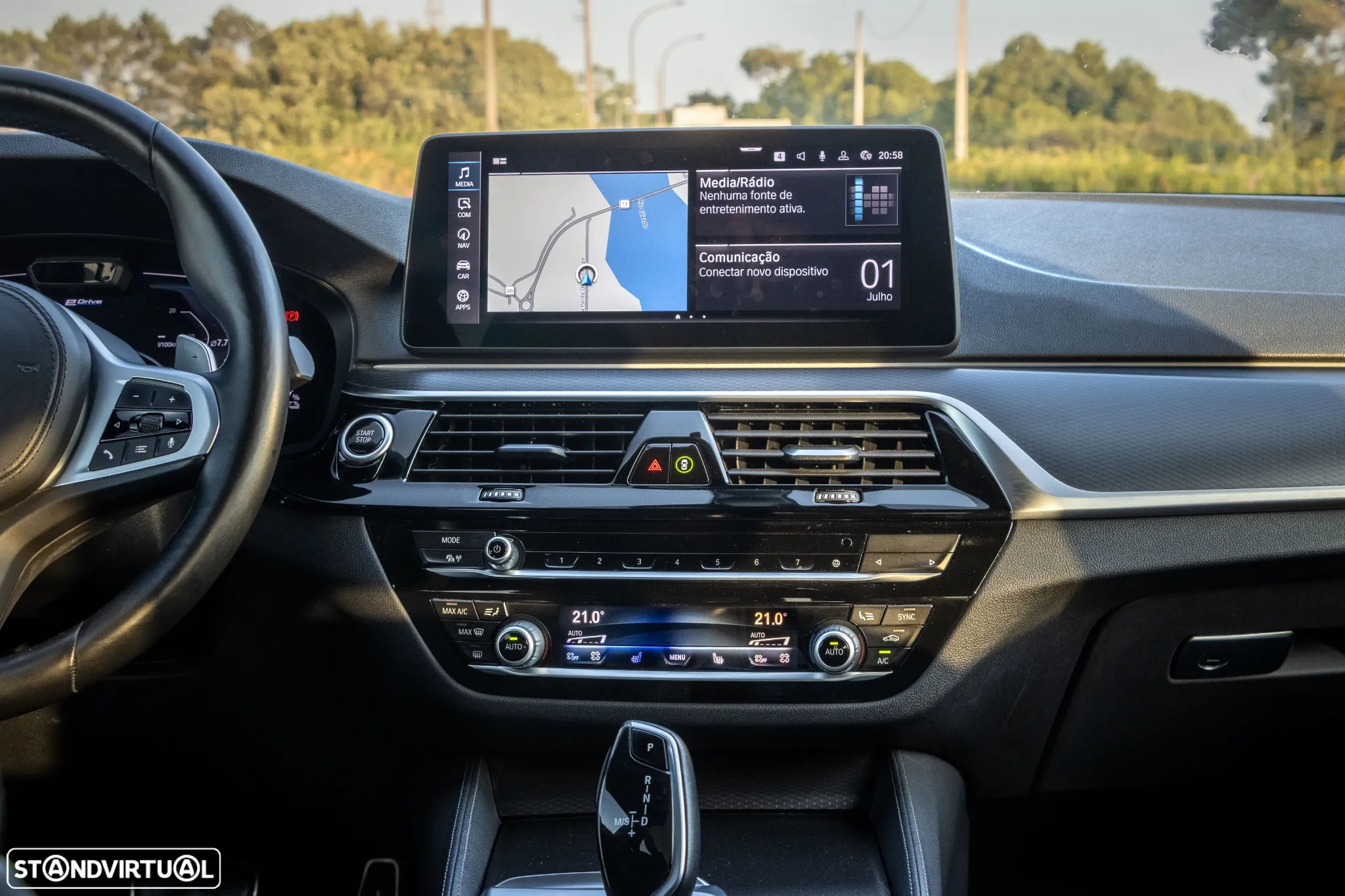 BMW 530 e Pack Desportivo M - 24
